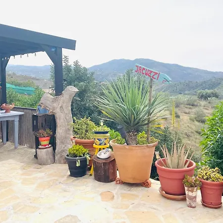 Casita Acacia Bed & Breakfast *